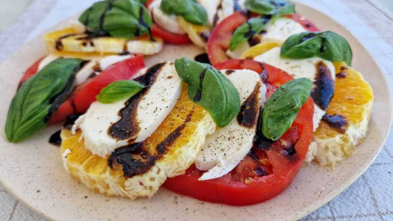 citrus caprese salad with orange, tomato, mozzarella, balsamic, basil recipe 