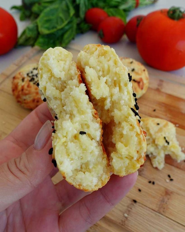 Easy Cheese Buns
