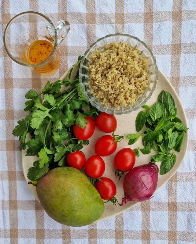 Mango Quinoa Salad ingredients