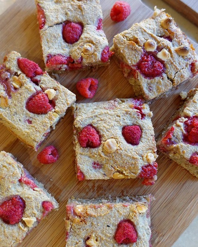 Raspberry Banana Oatmeal Bars