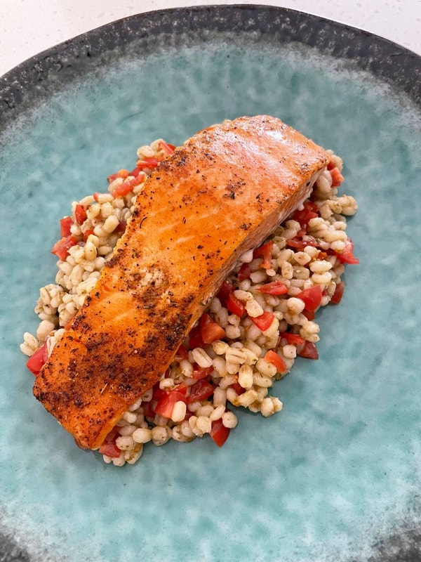 Salmon with farro from a weekly meal-prep menu